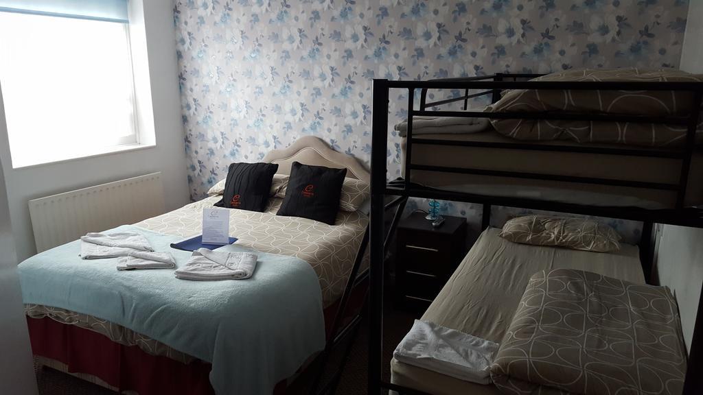 Uk Travel & Hospitality Ltd Ta Canberra Hotel Blackpool Dış mekan fotoğraf