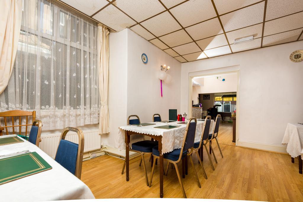 Uk Travel & Hospitality Ltd Ta Canberra Hotel Blackpool Dış mekan fotoğraf