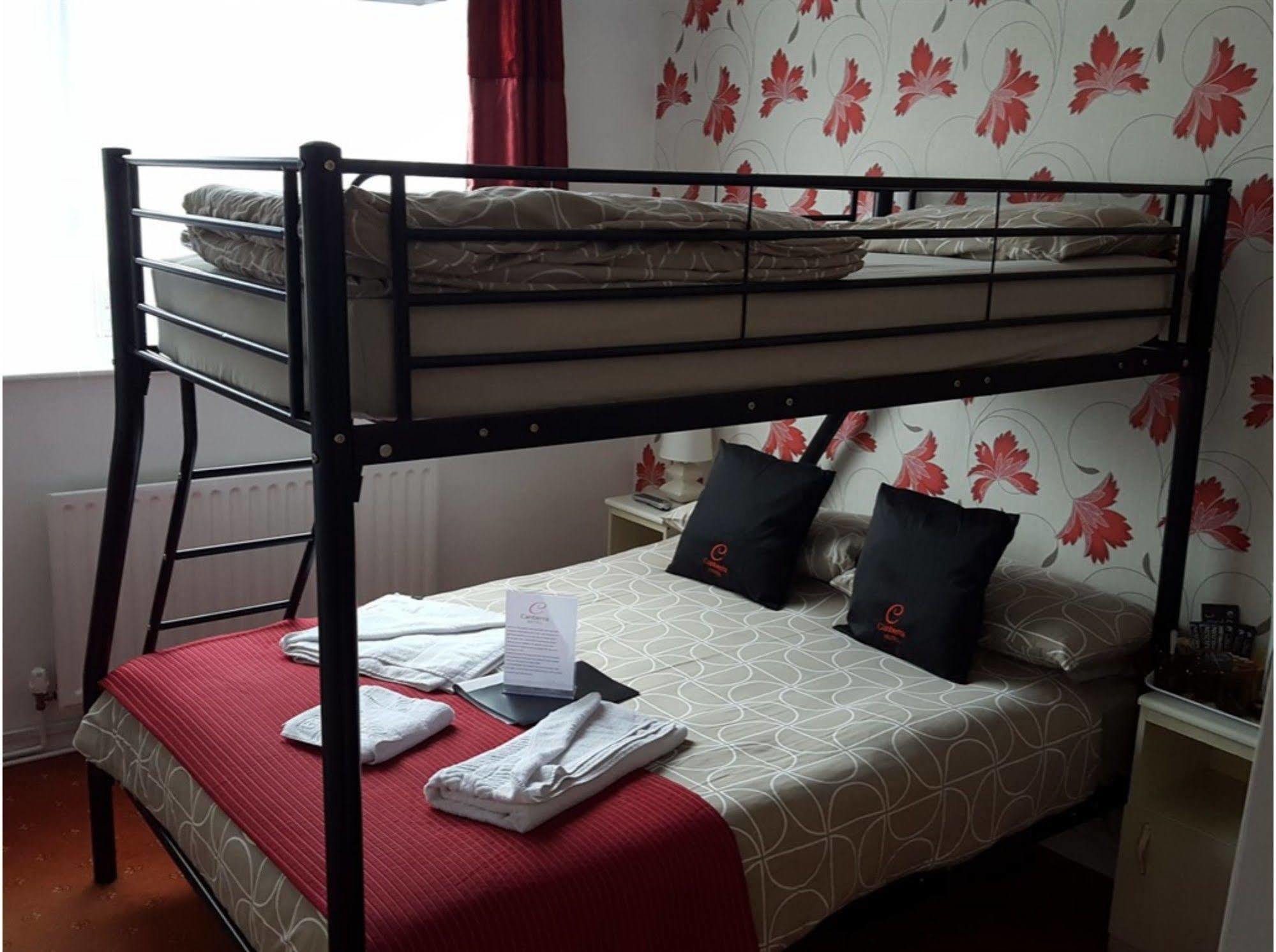 Uk Travel & Hospitality Ltd Ta Canberra Hotel Blackpool Dış mekan fotoğraf